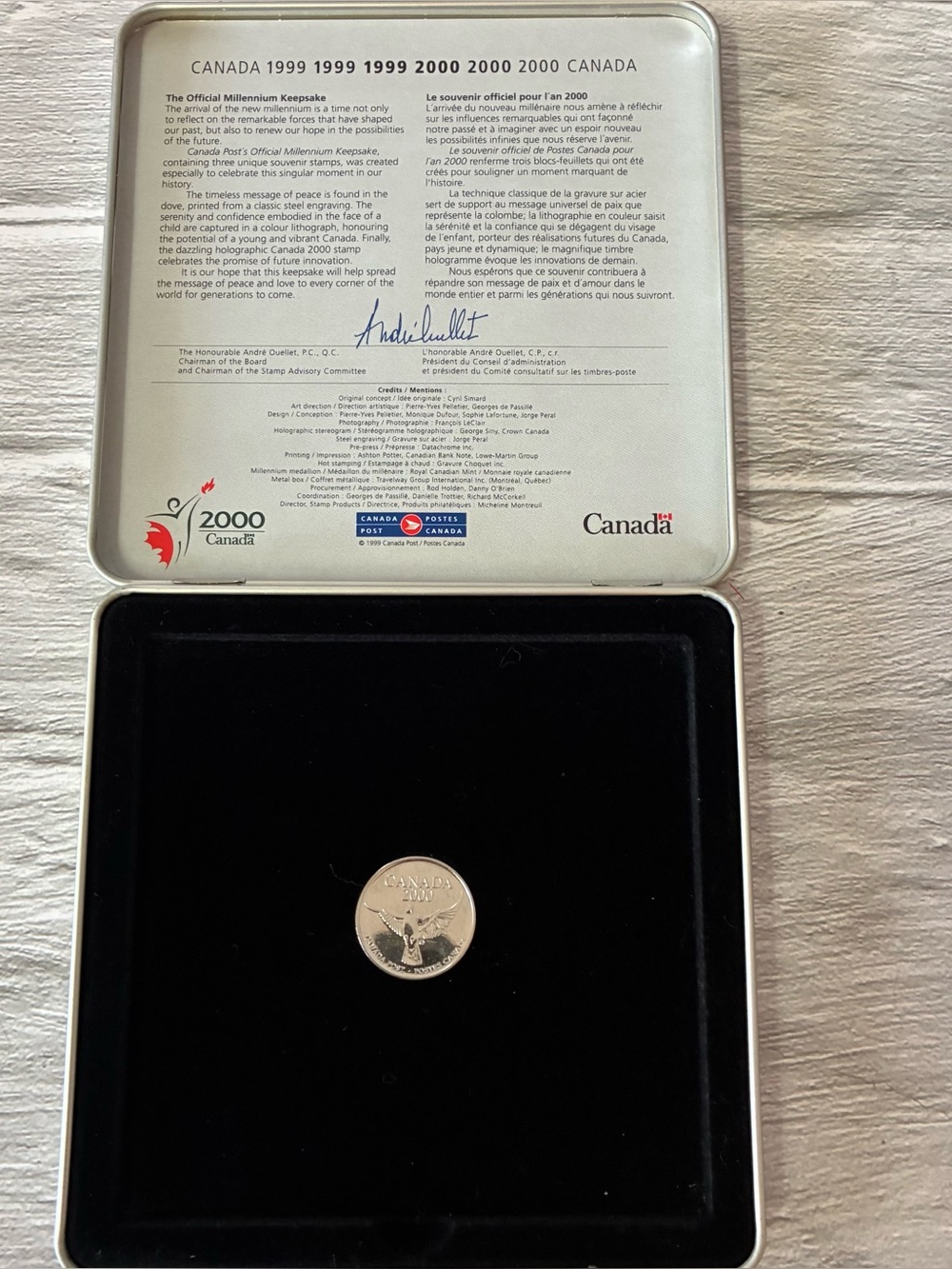 New Canada Post 1999 2000 Official Millennium Stamp and Coin Set in Keepsake Box